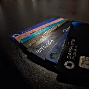 8 Best Credit Cards for Non-Rev Travelers