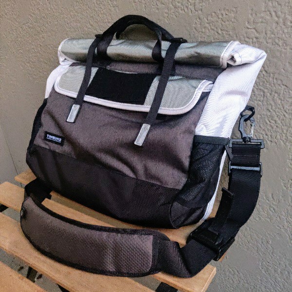 Timbuk2 Two Tone Gray Stripe Classic Messenger Bag Crossbody Strap with Pad