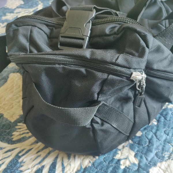 black eBags Mother Lode Duffle bag carrying handle