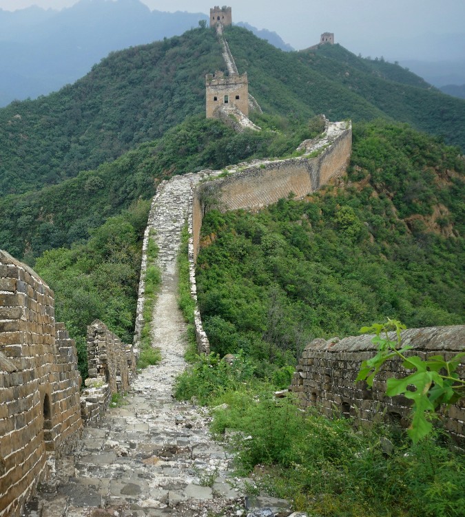 hiking along a treacherous & unrestored section of the Great Wall of China 